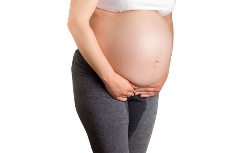 amniotic fluid leak
