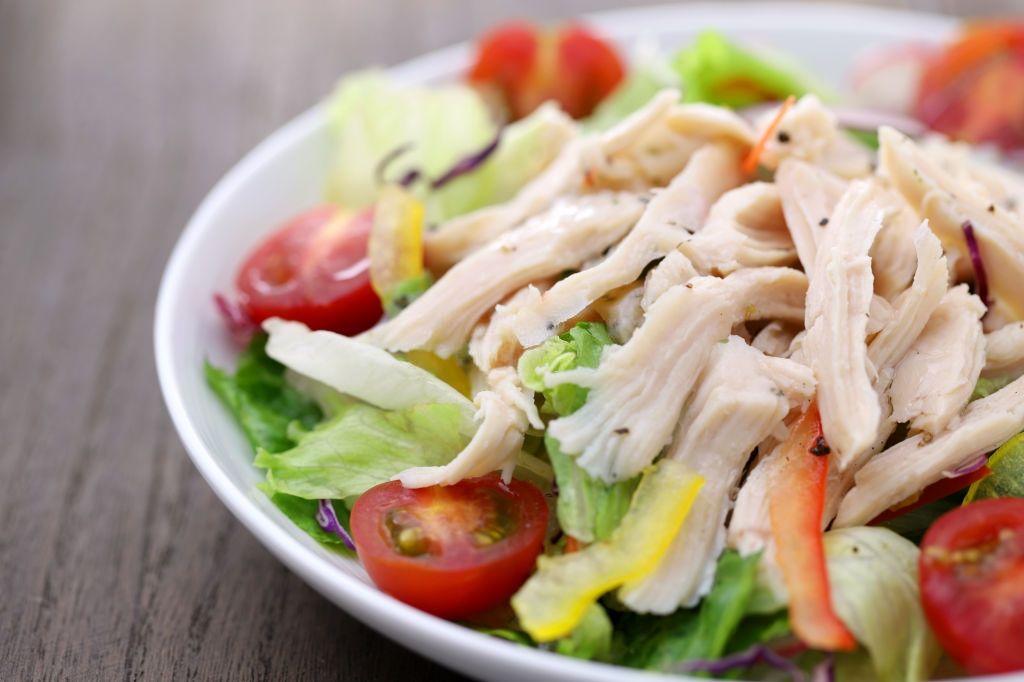 can i eat chicken salad while pregnant