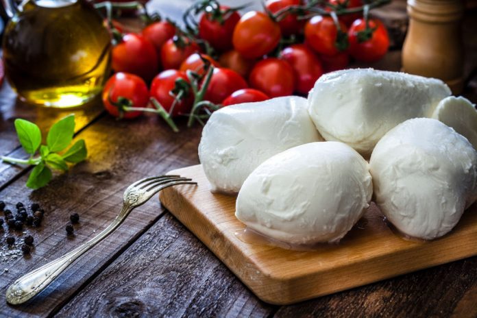 can i eat fresh mozzarella while pregnant can i eat fresh mozzarella while pregnant