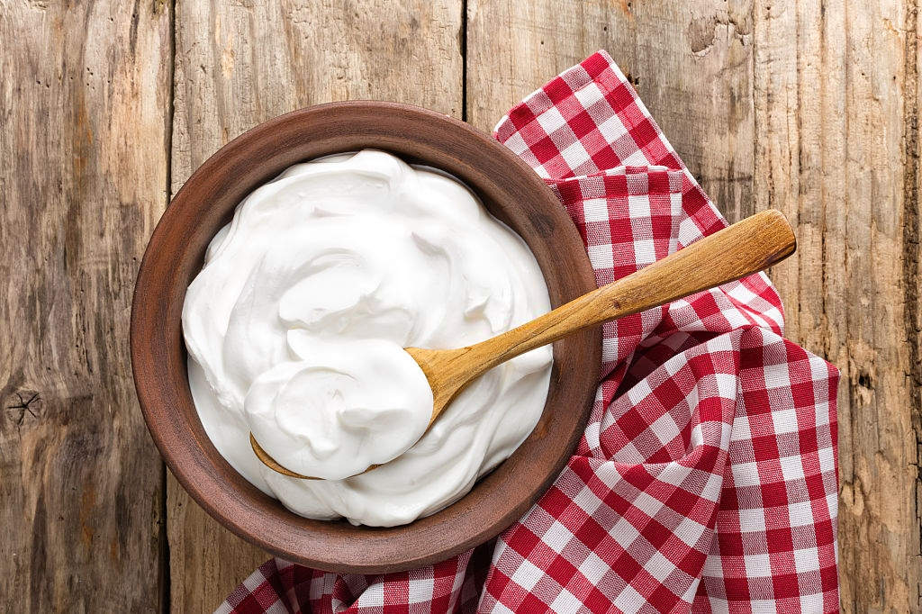 can-i-eat-sour-cream-while-pregnant-surprising-facts-revealed