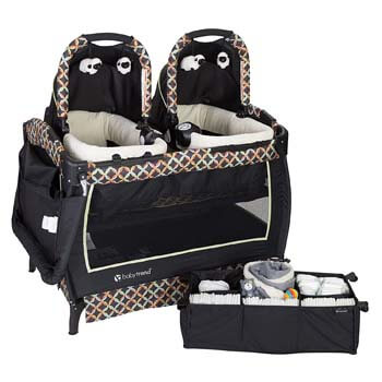 3. Circle Tech Bassinet for Twins